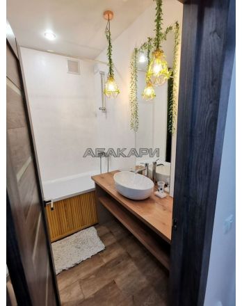 Партизана Железняка, 48Д 30000